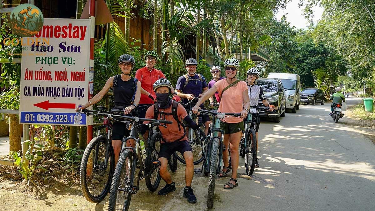 10-Day Biking Ho Chi Minh Trail: Hanoi to Kon Tum & Pleiku Cycling Tour